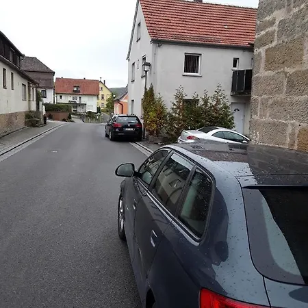 Ferienwohnunghassberge 에베른
